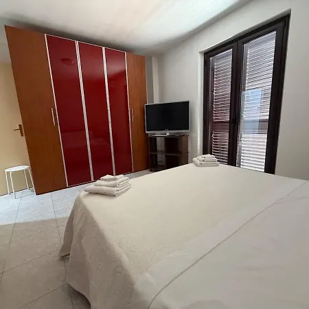 Spacious Family With Services * Reggio di Calabria