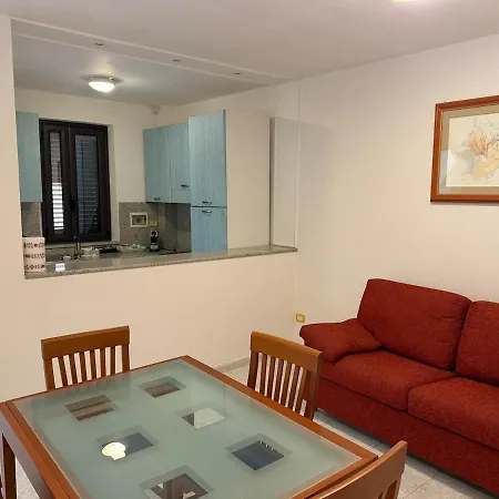 Spacious Family With Services Apartament *