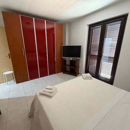 Spacious Family With Services